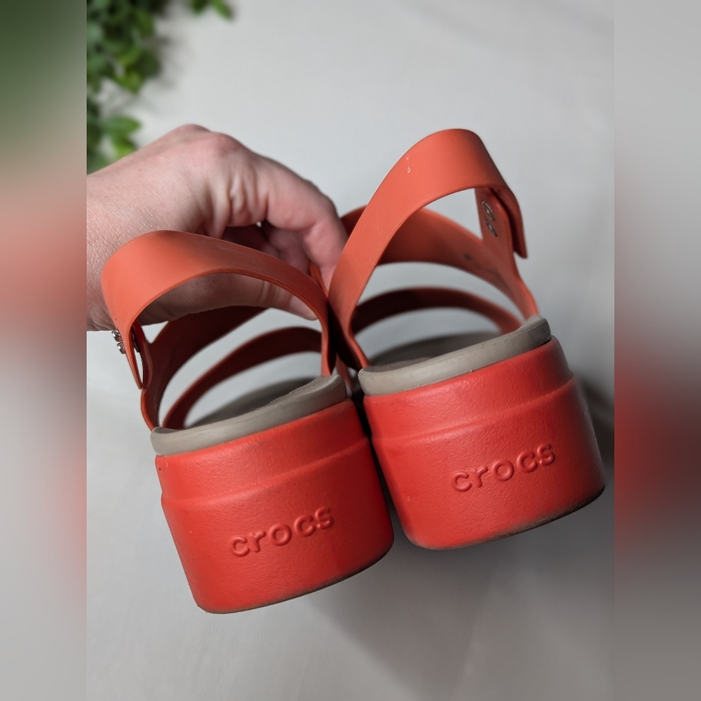 Croc Brooklyn Platform Sandal Size 9 - Picture 3 of 10
